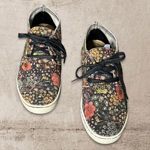 Women's Hush Puppies Suede Floral Lace Up Cille Gwen Boots Size 7